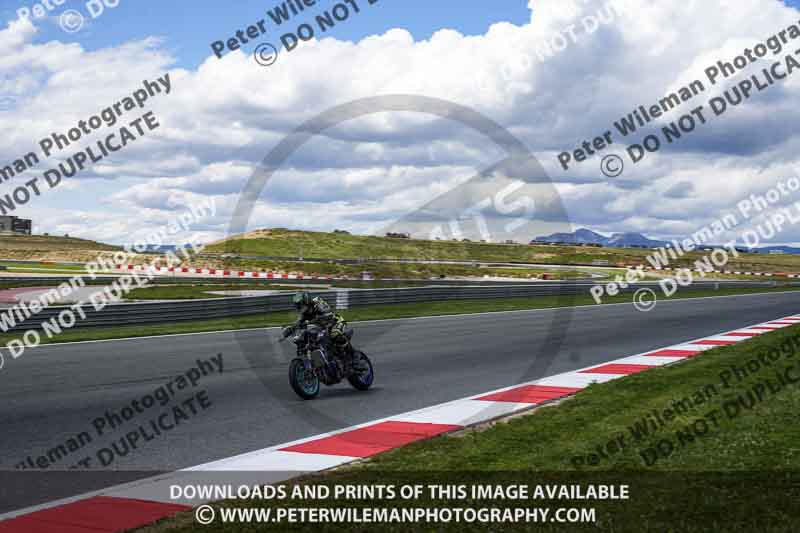 cadwell no limits trackday;cadwell park;cadwell park photographs;cadwell trackday photographs;enduro digital images;event digital images;eventdigitalimages;navarra;no limits trackdays;peter wileman photography;racing digital images;trackday digital images;trackday photos